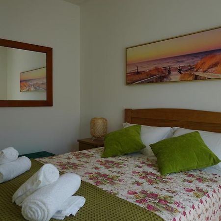 Portela House - T3 Residential Home 50 Meters From The Beach 빌라프라이라데안코라 외부 사진
